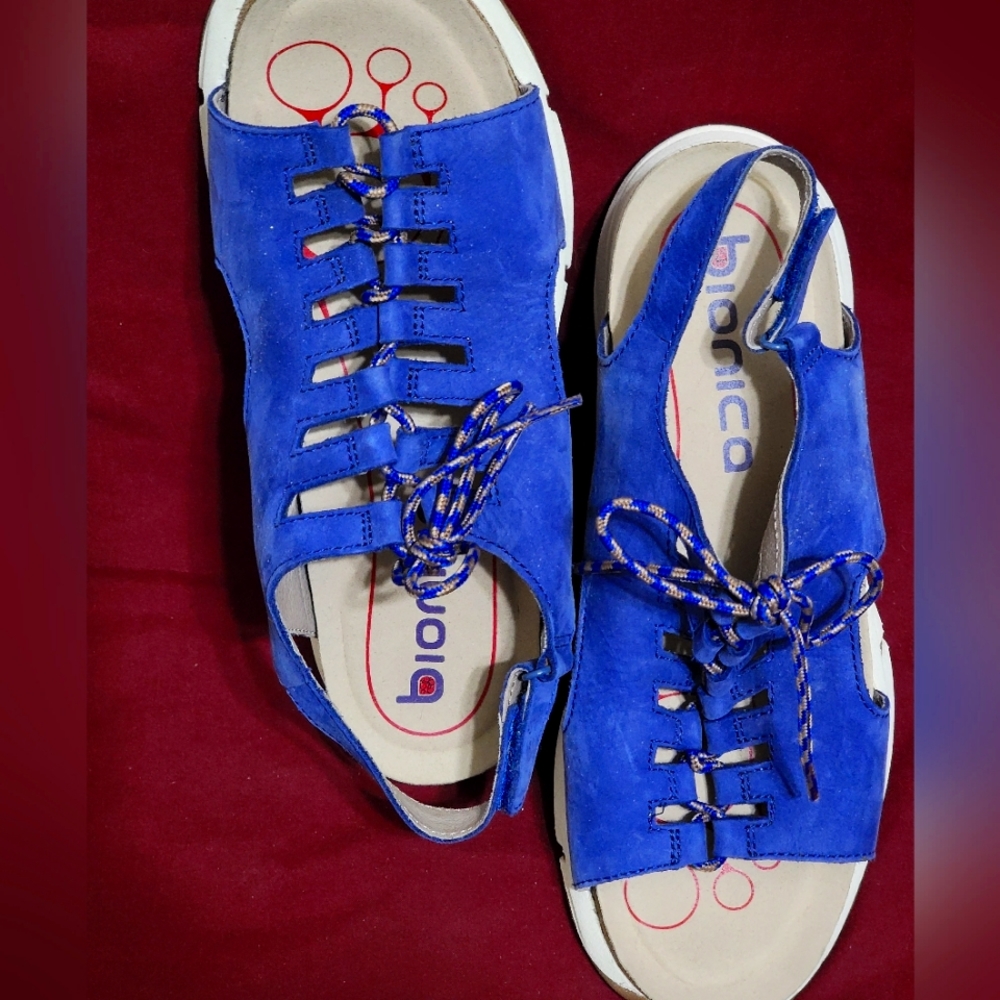 Bionica ink blue lace up Sandle with wedge sneaker sole  sling backs size 9 nwot